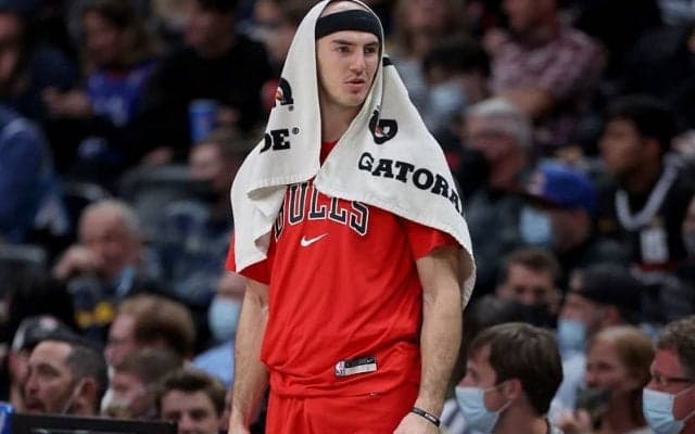 アレックス・カルーソがハードファウルによって戦線離脱…代理人や指揮官が相手選手を批判