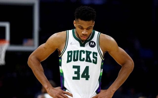 昨季NBA王者となったアデトクンボ「僕は世界のベストプレーヤーなんかじゃない」