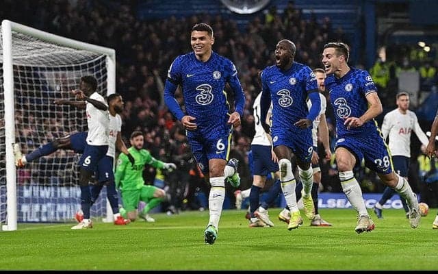 ツィエクの芸術弾など完勝のチェルシーが今季ダービー4戦全勝!　スパーズはコンテ体制10戦目にしてリーグ初黒星…《プレミアリーグ》