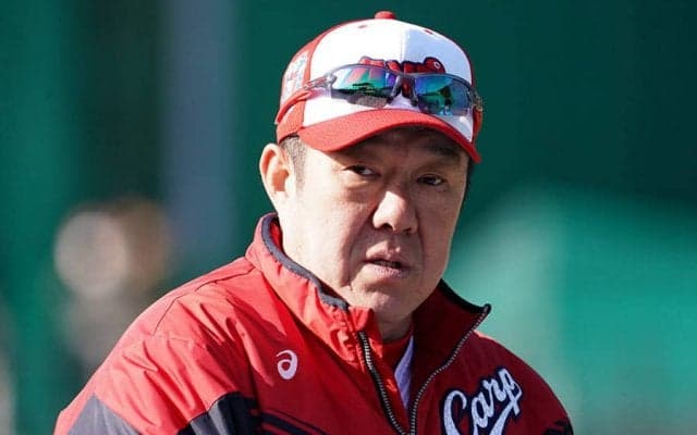 最速152キロの高卒2年目右腕、育成から2選手　広島で1軍キャンプに抜擢されたホープは？