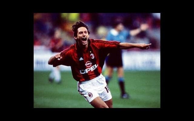 ミランか鹿島アントラーズか。24歳の現役ブラジル代表・レオナルドは日本を選んだ