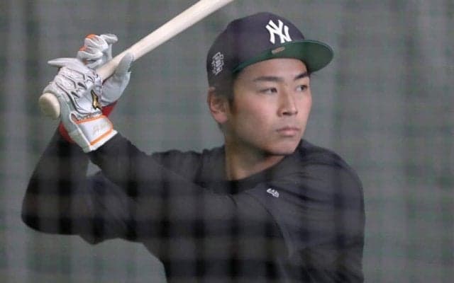 巨人小林も「真っ青なくらいの球」　先輩・丸が絶賛する若手捕手の強肩