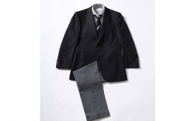 ロッテ、2022年度のオフィシャルスーツ完成　選手、指導者らは1月30日から着用