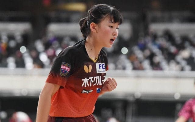 五輪代表の妹対決は張本美和の勝利 平野美宇の妹・亜子を破って8強入り【全日本卓球】