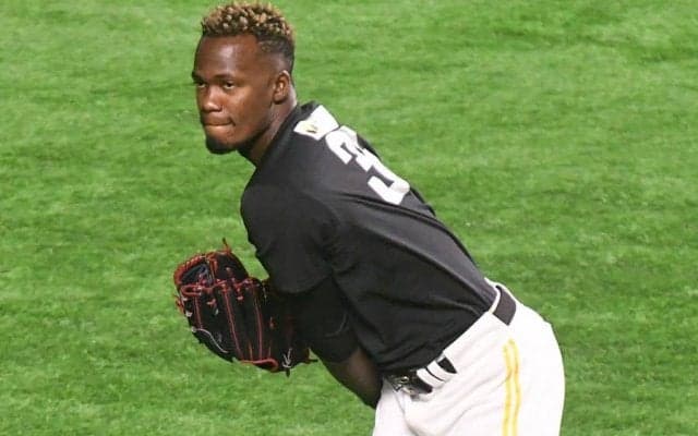 鷹モイネロ、新たに3年契約で残留　グラシアルも1年契約延長と地元メディア伝える