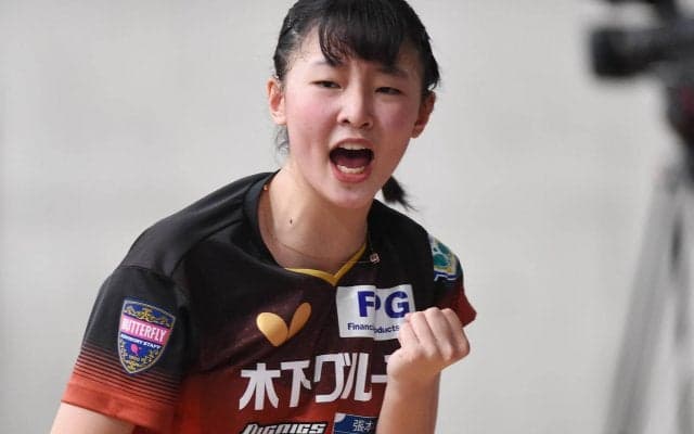 13歳・張本美和 19年世界カデット王者・赤江を下し4強進出！【全日本卓球】