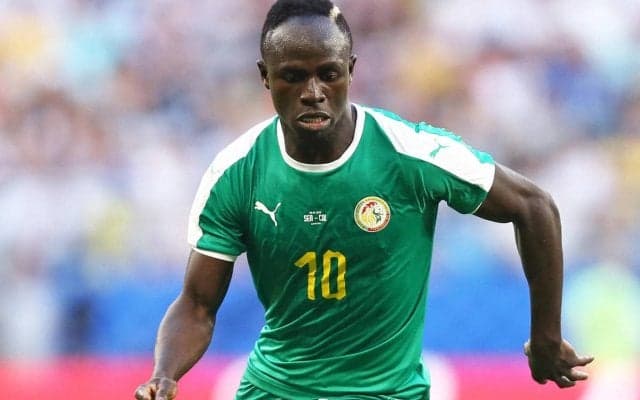 頭から衝突のマネが無事を報告！接触相手と病室ベッドで笑顔のツーショット