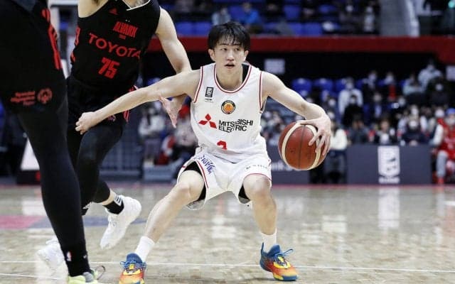 リーグNo.1のオフェンスを司る齋藤拓実の存在感