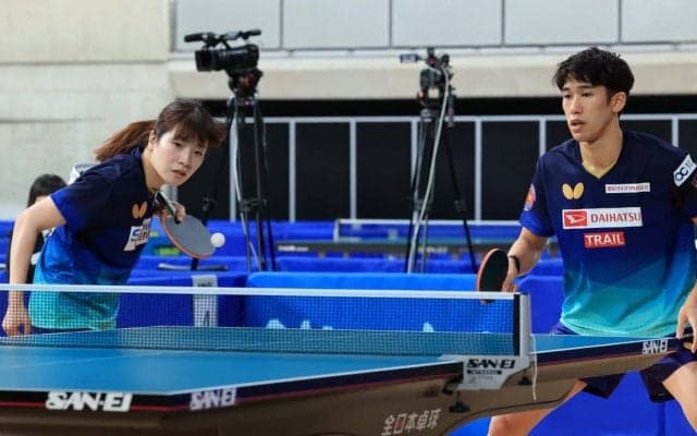 吉村/鈴木ペア、苦しみながらも逆転勝利で決勝進出＜全日本卓球2022混合複準決勝＞