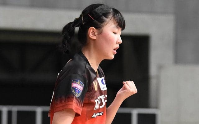 ジュニア女子 張本美和が決勝進出！兄・智和超えの13歳Vへあと一つ【全日本卓球】