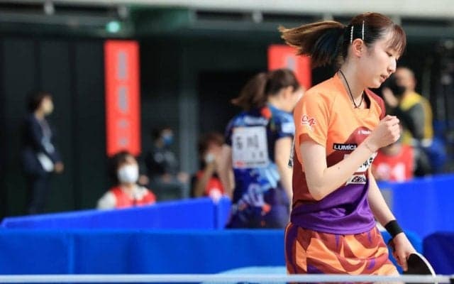 3種目出場の早田ひな「足がさすがにプルプル」も本日4戦4勝フィニッシュ＜全日本卓球2022＞