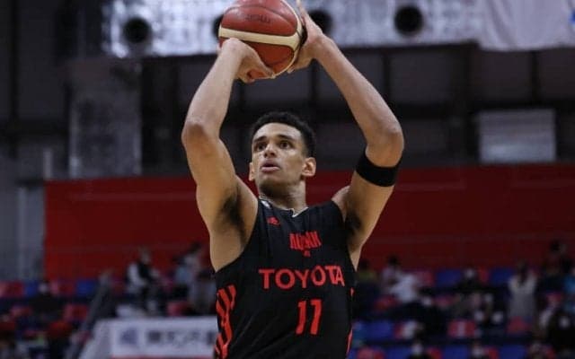 アルバルク東京のセバスチャン・サイズがB1個人通算2000得点を達成