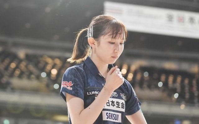 早田ひな カットマン橋本帆乃香を打ち崩して8強進出！【全日本卓球】