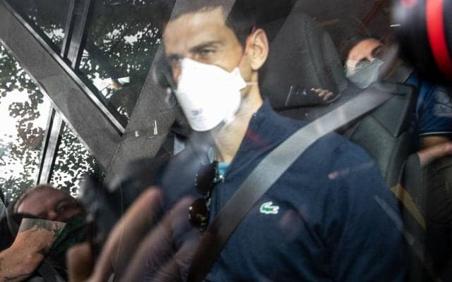 ジョコビッチに新型コロナウイルス検査結果の不正疑惑が浮上。英BBCが若返った検査番号を疑問視