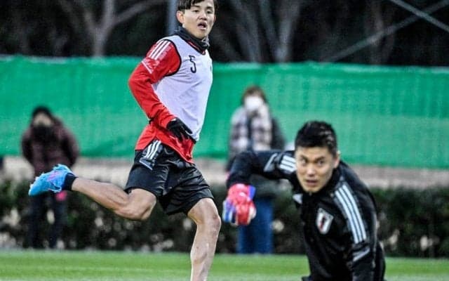 ■久保建英が日本代表のミニゲームで鮮やかゴール！ 「まだやりたい！」と叫ぶほど練習で好調アピール！