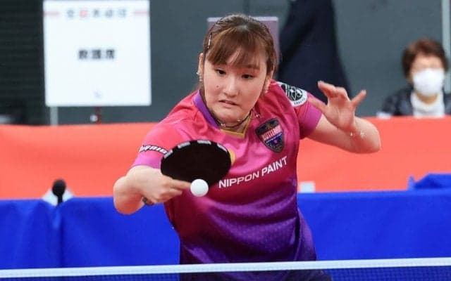 加藤美優、ジュニア2連覇の大藤を下して4強入り＜全日本卓球2022＞