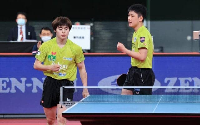 張本智和「自分では想像できなかった」　不調乗り越え森薗とのペアで準優勝＜全日本卓球2022＞