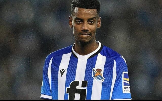 アーセナル行き噂のイサクがロンドンで目撃!　ガナーズファンざわつく…