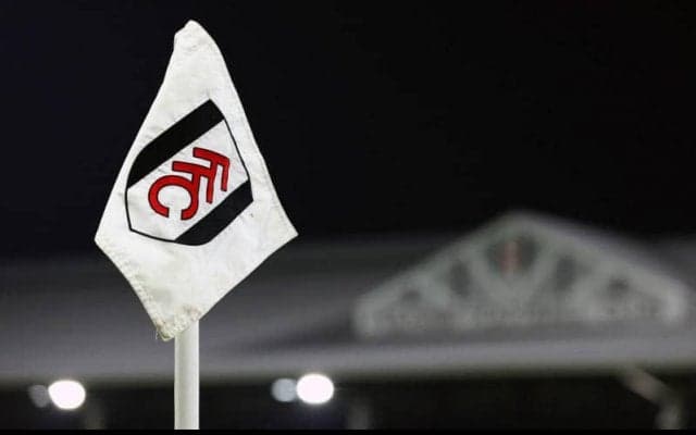 フルアムで悲劇…観戦に来ていたファンが心停止で帰らぬ人に