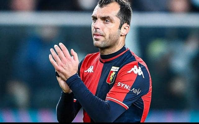 38歳ベテランFWパンデフ、セリエBのパルマに移籍