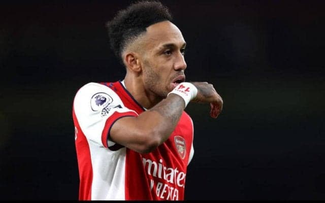 アーセナルがオーバメヤンと双方合意の下で契約解除、フリーでバルセロナ移籍へ