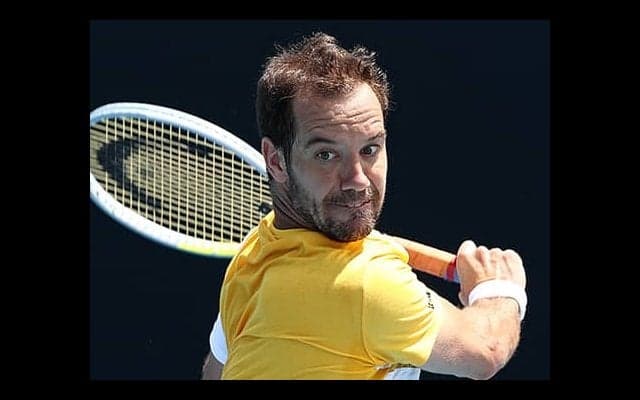 ガスケ 約3時間の激闘制す