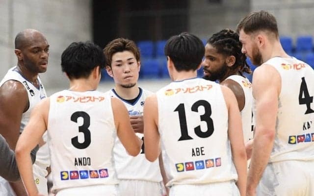 敵地で富山を撃破して5連勝を飾った島根「全員が責任と覚悟を持って戦ってくれた」