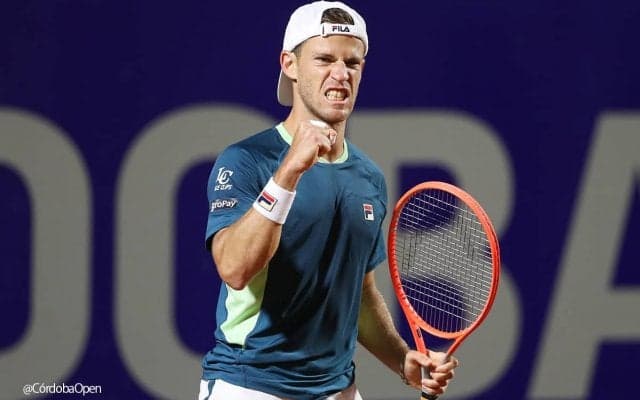 シュワルツマン逆転勝利で4強入り、「ファンからの応援が大きな後押しになった」[コルドバ・オープン]
