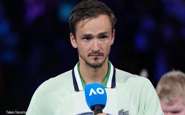 メドベデフがF1ドライバーと共にカートを楽しむ、「テニスはもういいや。F1に向けて正式に練習を開始！」