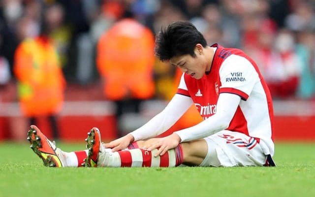 ふくらはぎ痛め日本代表も辞退した冨安健洋はまだ復活できず？ アーセナル指揮官「数週間離脱する」