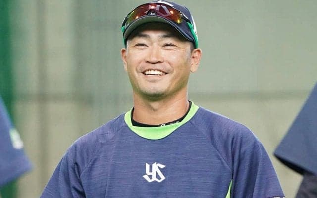 燕・青木熱唱「レイニーブルー」が練習BGMに　ファン驚き「まさかの」「うまい斬新」