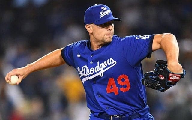 同じ軌道から突然左右に分岐　分析家が注目した“魔球”は「MLBで1番エグい球」