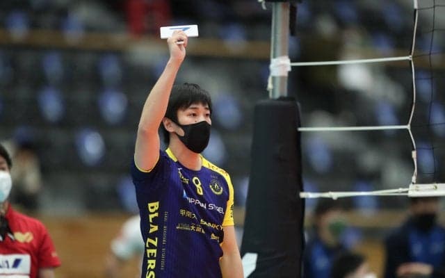 堺の佐川がV通算230試合出場を達成