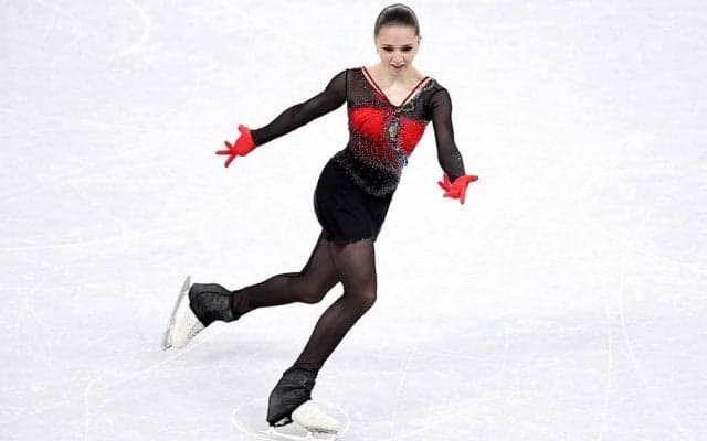 【北京五輪】4回転ジャンプ着氷のワリエワに相次ぐ称賛の声「歴史に名を残す」「4回転革命」