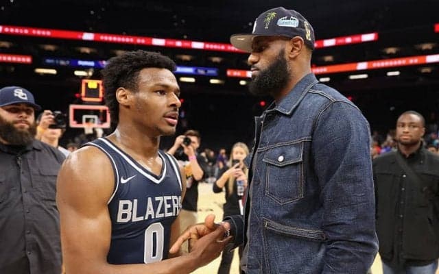 息子＞タイトル…レブロンはブロニーとの共演がかなうならレイカーズ退団も辞さない？