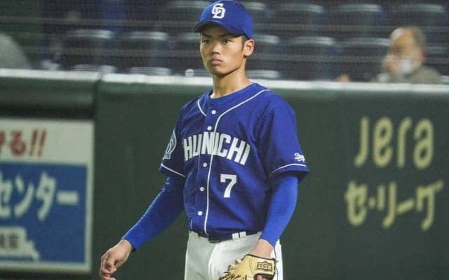中日根尾、ひとりだけ異次元“レーザービーム”　外野陣で群抜く「やっぱ送球えぐい」