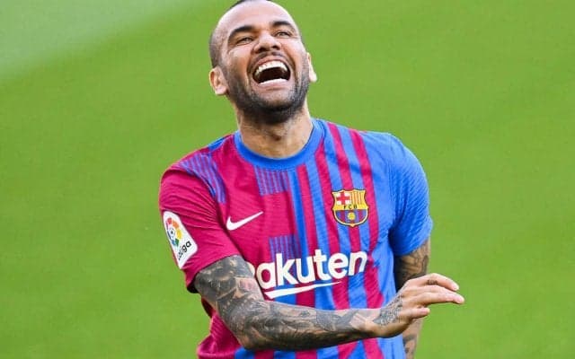 バルセロナ復帰後初ゴールのダニエウ・アウベス、いかなる時でもクラブへの敬意を欠かさず