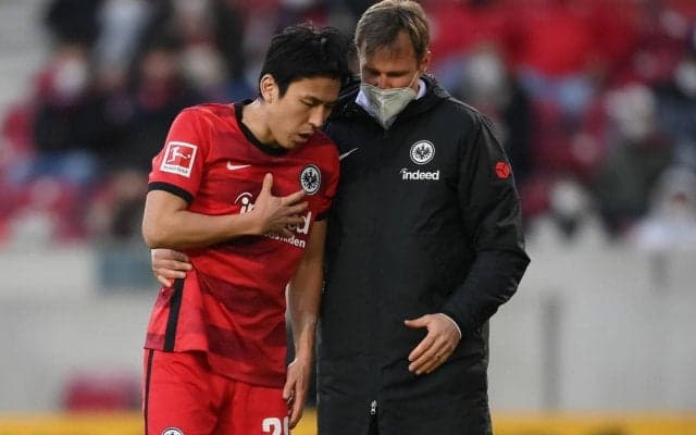 「早く良くなりますように」肋骨骨折も疑われた長谷部誠が退院を報告「しっかりと治したい」