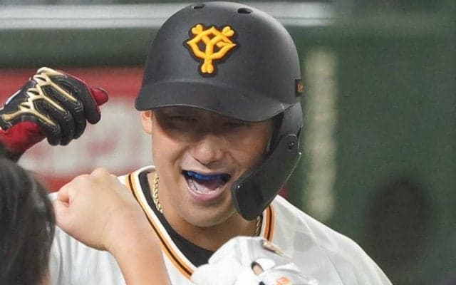 真下から捉えたド迫力打撃が「頼もしい」　中田翔も自画自賛「いったやろ、これ」