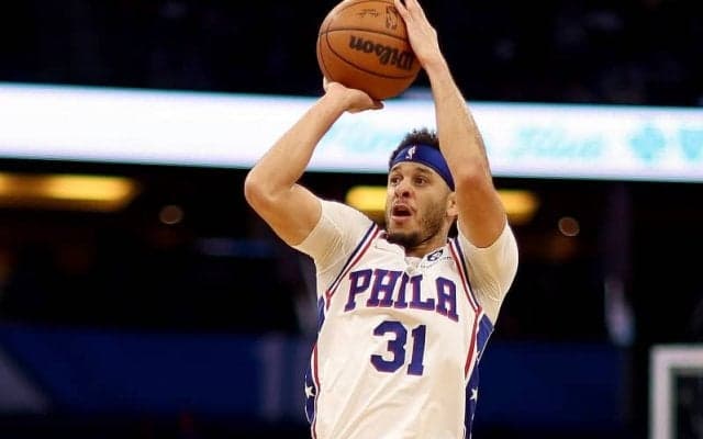 長距離砲の使い手セス・カリーはネッツへ／デッドラインに合意と報じられたトレード一覧