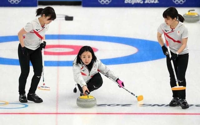 カーリング日本、今大会初勝利！　藤澤五月の好ショットで王国カナダ撃破「ナイッス～！」