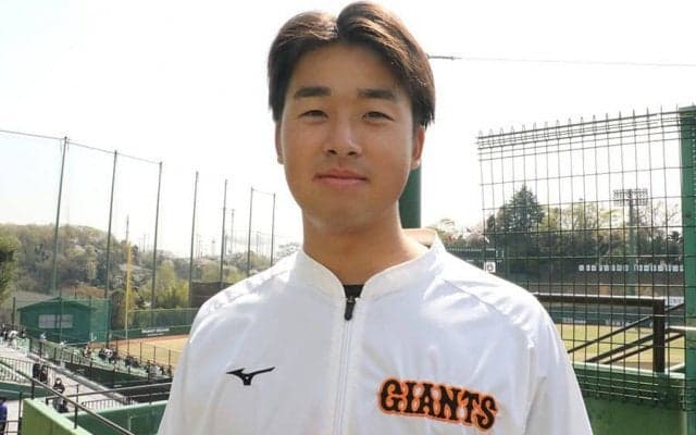 「惚れ惚れするノビ」「将来エースに」TJ手術から復活の巨人“19年ドラ1”が存在感