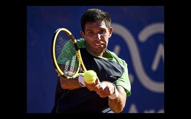 フォニーニ撃破 4年ぶり4強へ