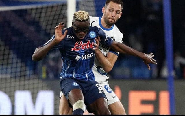 首位攻防のナポリvsインテルは譲らずドロー《セリエA》