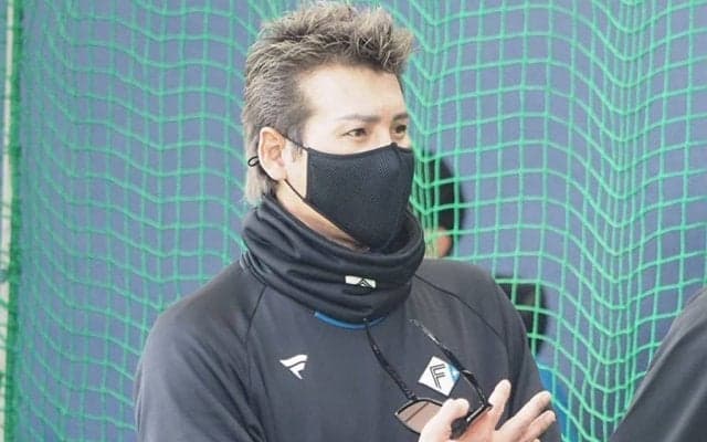 新庄監督が日曜日に帽子を“被らない”ワケ　「ファンは宝物」を自ら実践中
