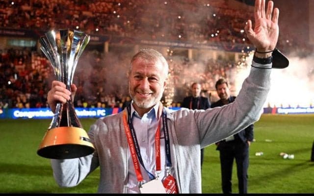 世界一に輝いたチェルシー、トゥヘル監督は主君アブラモビッチを祝福「このトロフィーは彼のもの」