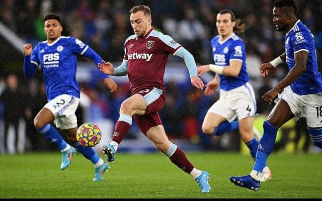 後半AT弾で追いついたハマーズがレスターとドロー!　渦中ズマは先発もアップ中の体調不良で急遽欠場…《プレミアリーグ》