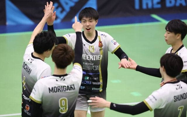 Vリーグの試合結果一覧と順位（V2、V3男子・2月13日）
