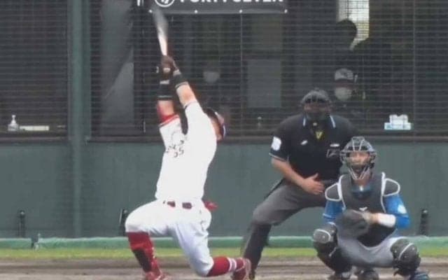 「空振りだけで沸かす新人」　楽天ドラ2、体ねじれる“ロマン振り”は「期待しかない」