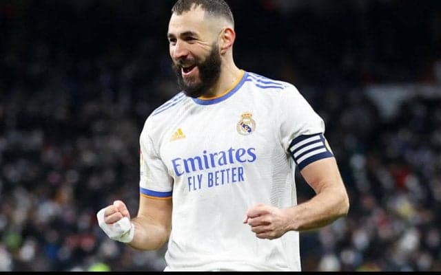 負傷から復帰のベンゼマ、PSG戦の出場を示唆　「出場できたら全力を尽くす」